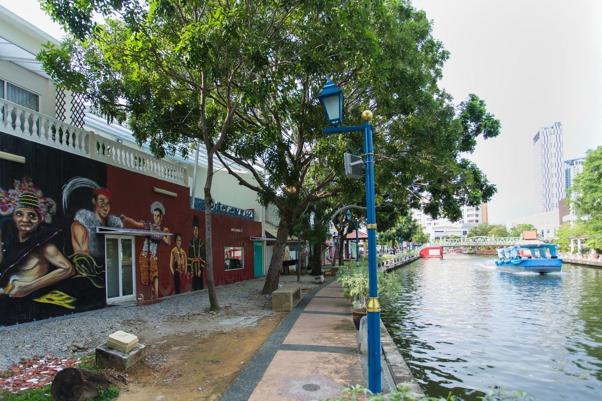 โรงแรมอาวา มะละกา Malacca ภายนอก รูปภาพ