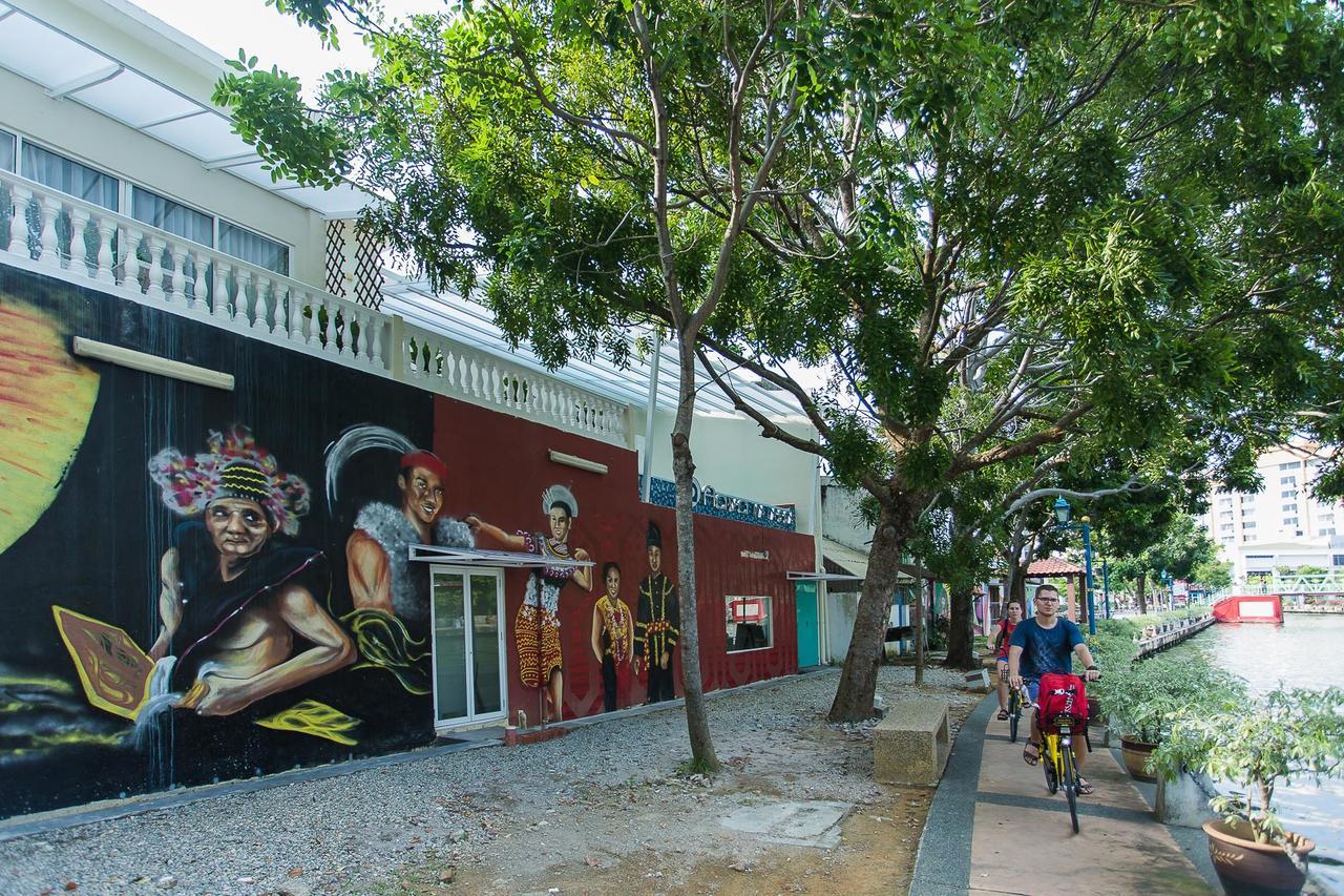 โรงแรมอาวา มะละกา Malacca ภายนอก รูปภาพ