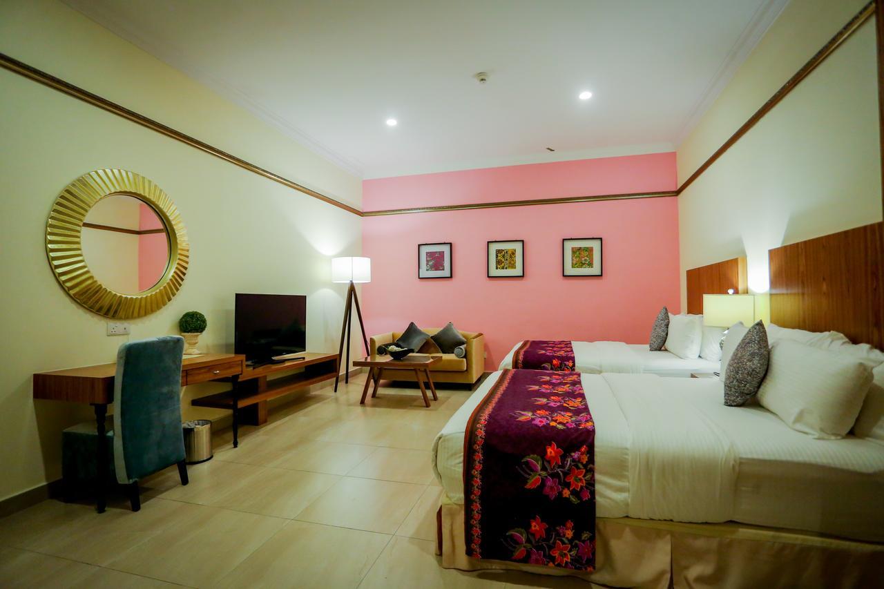 โรงแรมอาวา มะละกา Malacca ภายนอก รูปภาพ